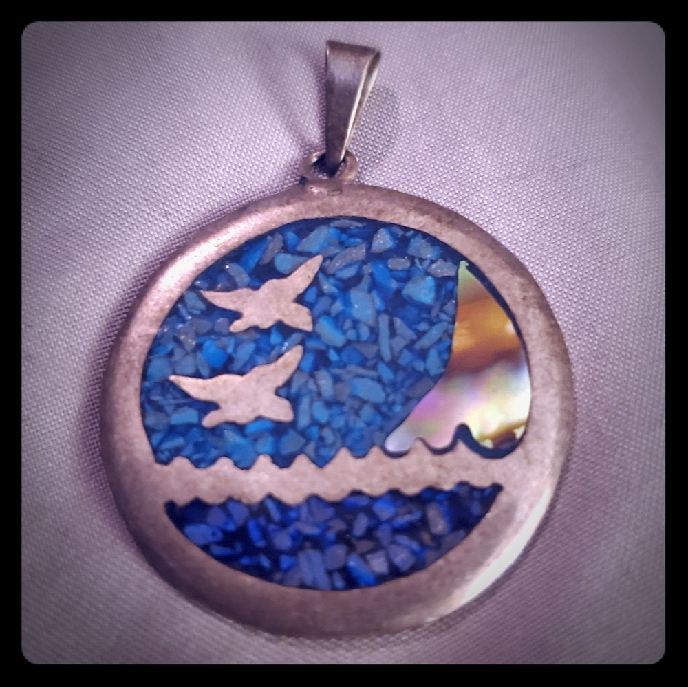 Vintage Taxaco silver pendant - Picture 1 of 2